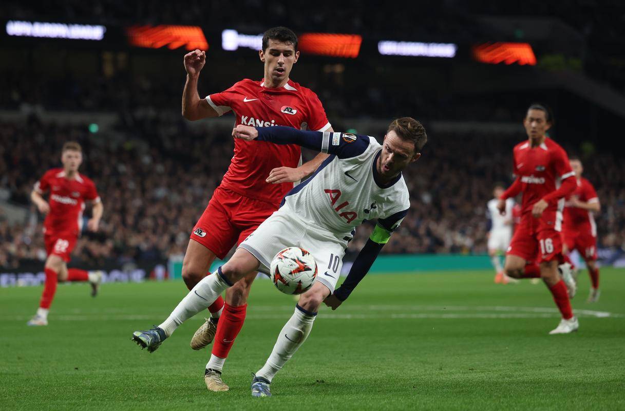 包含热刺客场逆转沃特福德,保持追逐态势,引发热议的词条 包含热刺客场逆转沃特福德,保持追逐态势,引发热议的词条