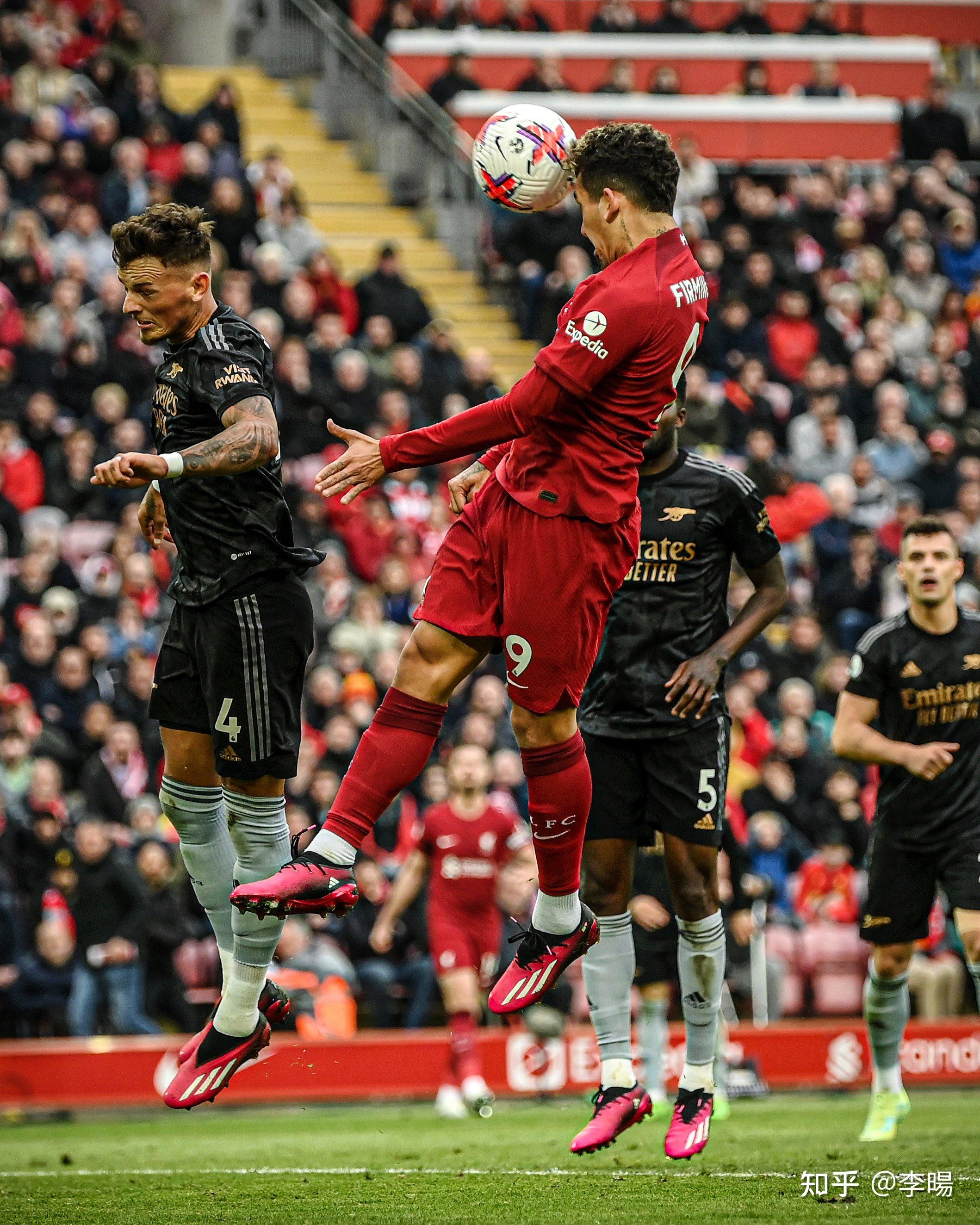 菲尔米诺再次进球为利物浦锁定胜利,掌声雷动 菲尔米诺再次进球为利物浦锁定胜利,掌声雷动