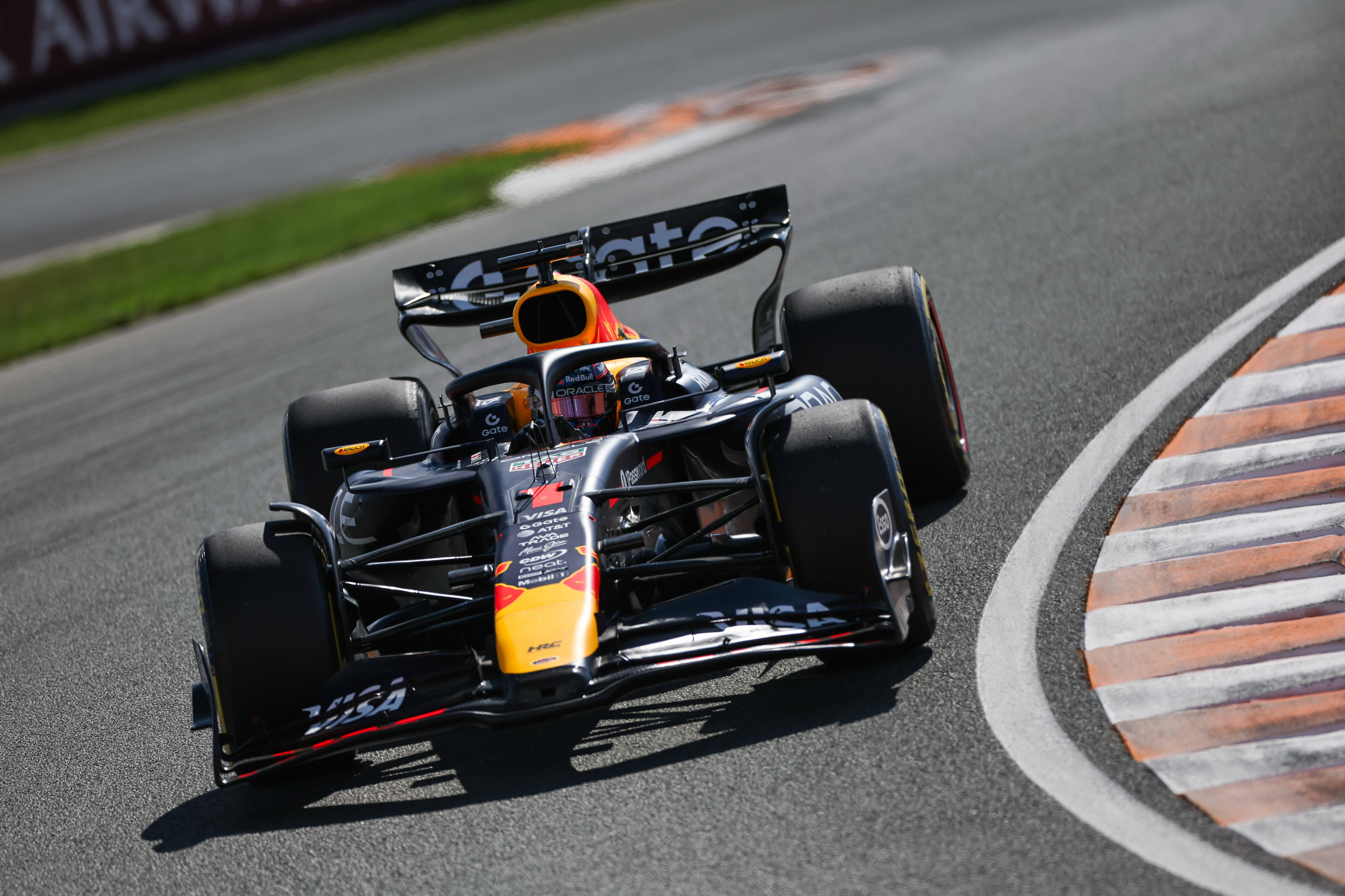 威廉姆斯横扫红牛车队，诺里斯扛起全队的简单介绍