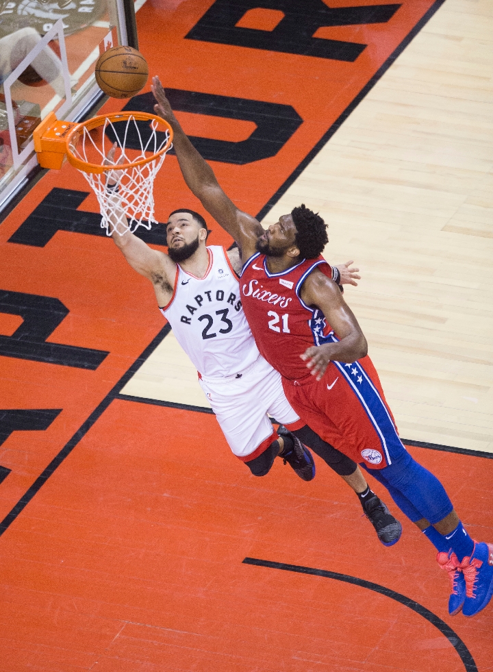 太阳绝杀76人，范弗利特刷新纪录