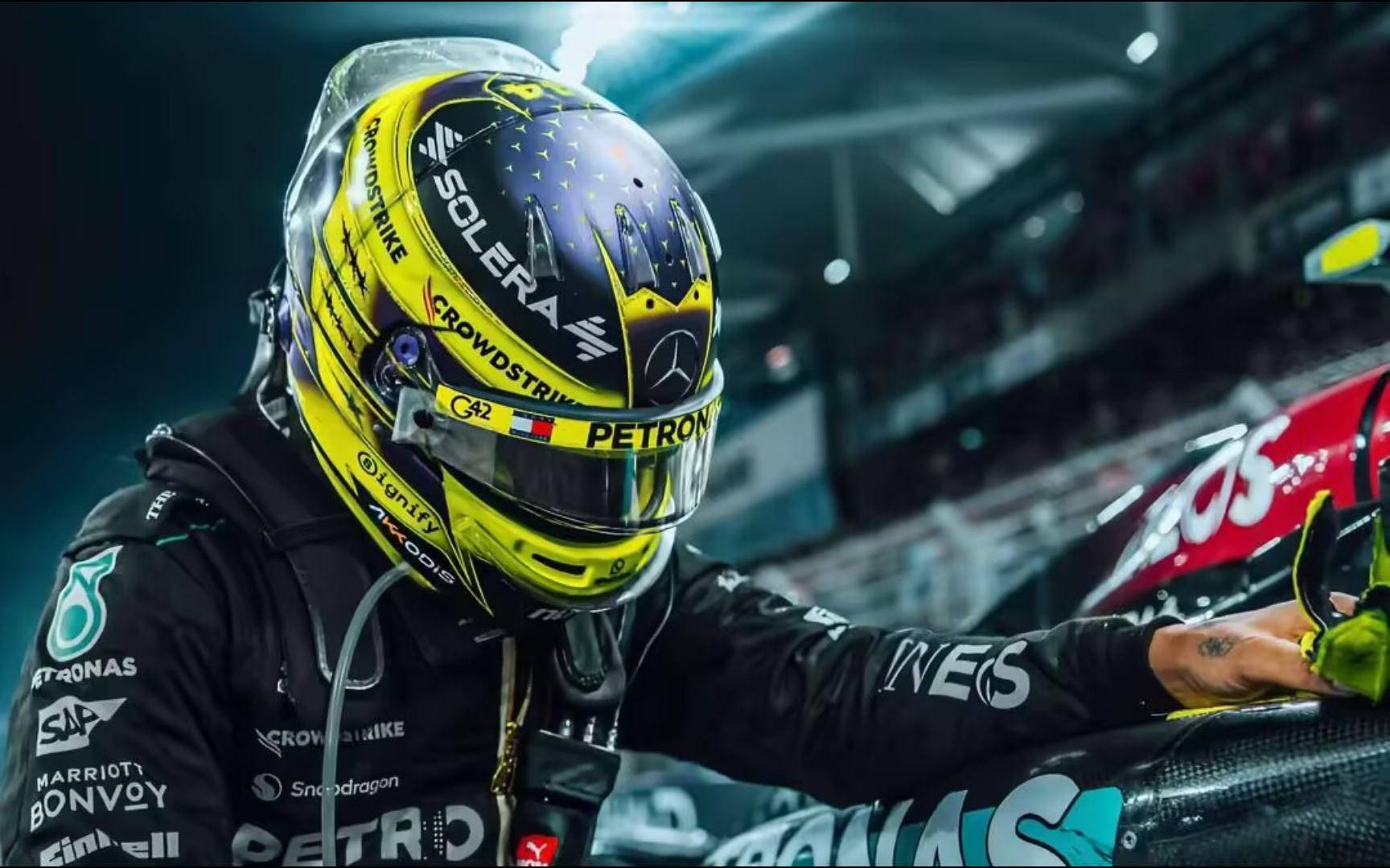 法拉利逆转梅赛德斯，汉密尔顿刷新纪录