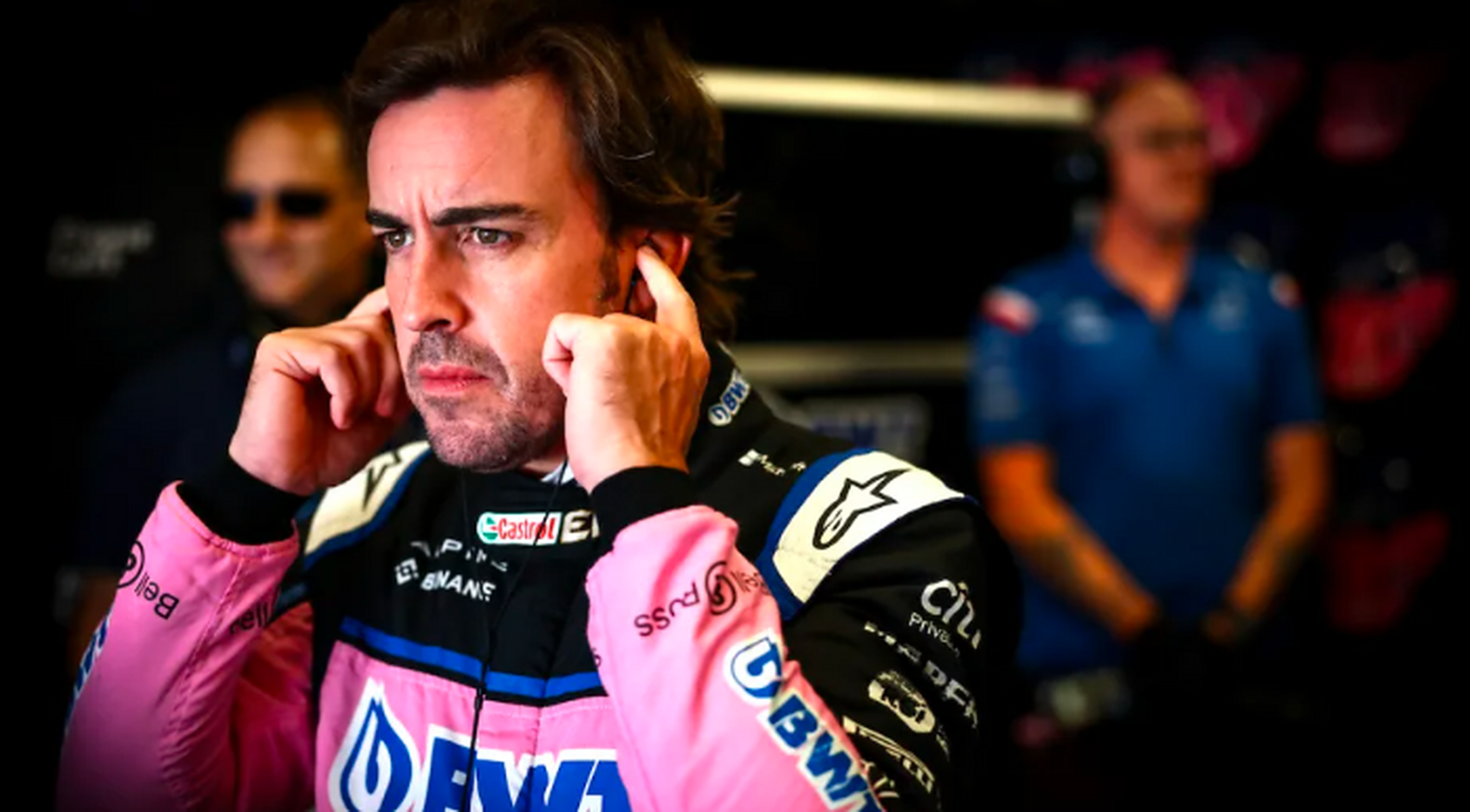 哈斯车队鏖战梅赛德斯，阿隆索扛起全队