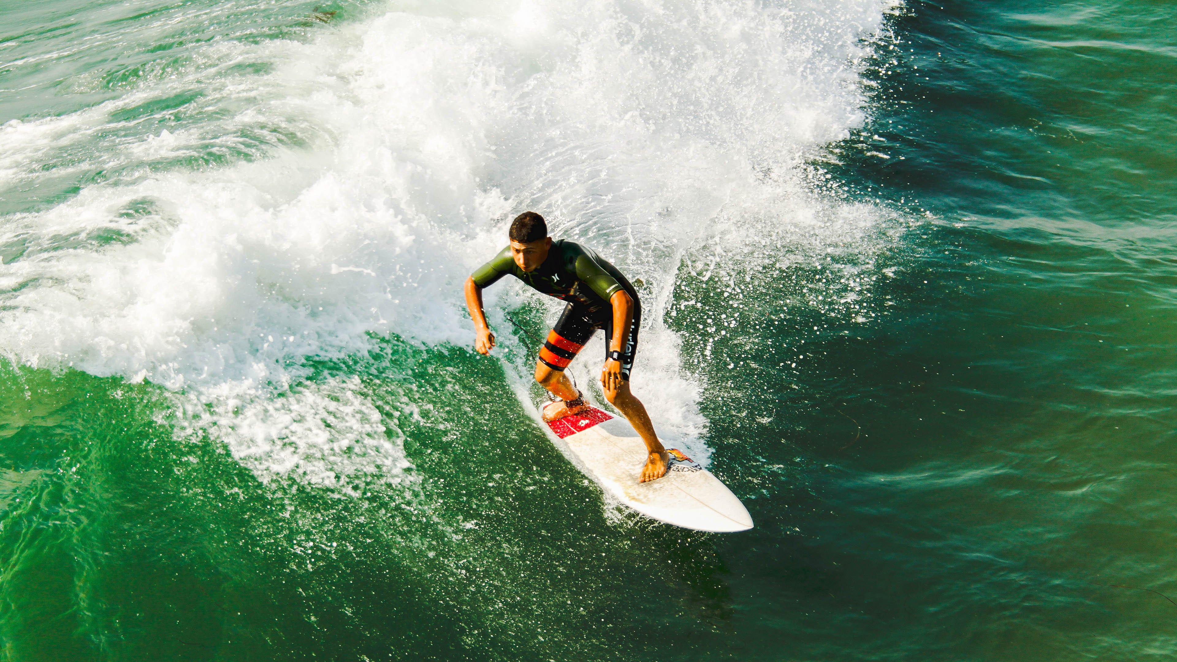 德布劳内如何让1+1>2？一场虚拟胜利背后的组织核心哲学